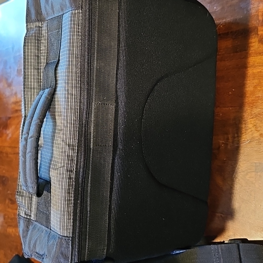 Tenba Camera Bag - Picture 6 of 6